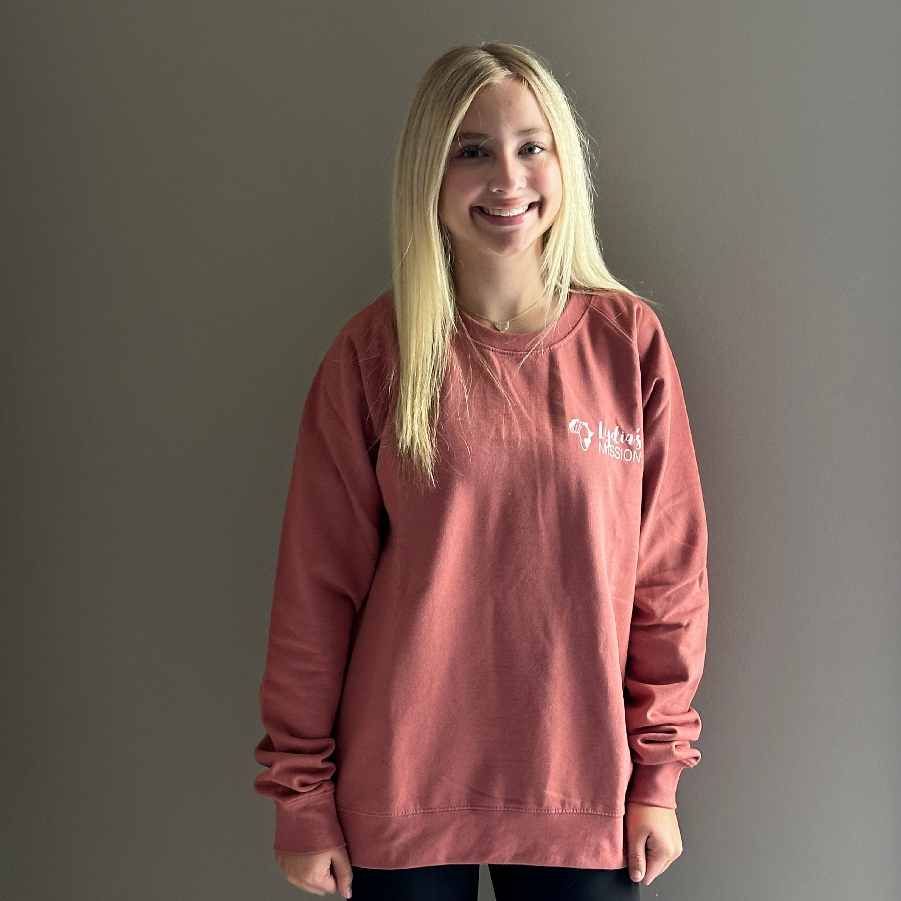 Lydia’s Mission Enza Ladies Pullover Crew in Dusty Rose